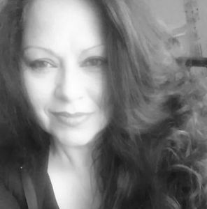 Meet your Posher, Renee